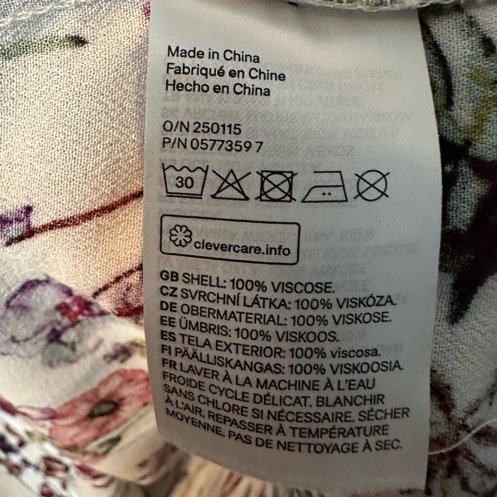L.O.G.G. Label Of Graded Goods by H&M Long Sleeve White Floral Shift Dre… - Picture 6 of 8